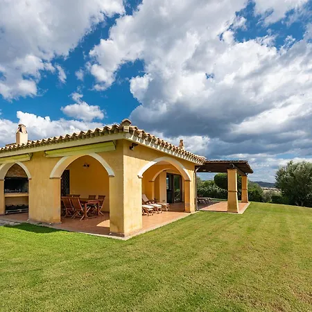 Anna Maria Villa